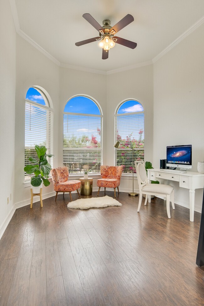 Foto del edificio - 29118 Tivoli Way