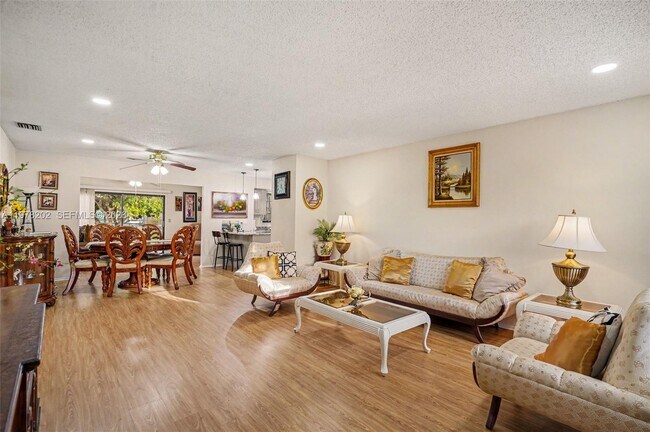 Foto del edificio - 901 Gannet Ave NW