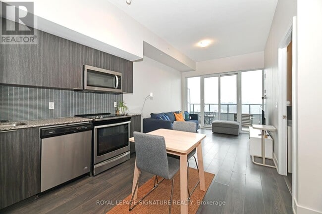 Building Photo - 30 Shore Breeze Dr