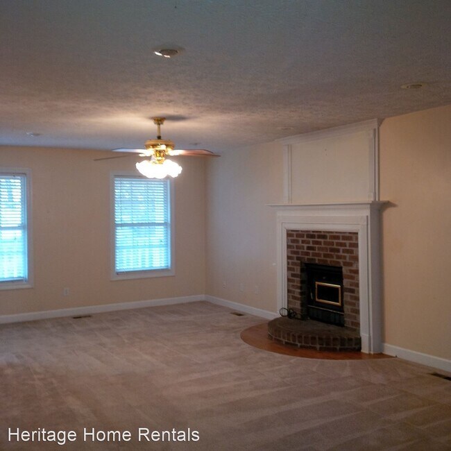 Foto del edificio - 4 br, 2 bath House - 3292 Lakeview Pkwy