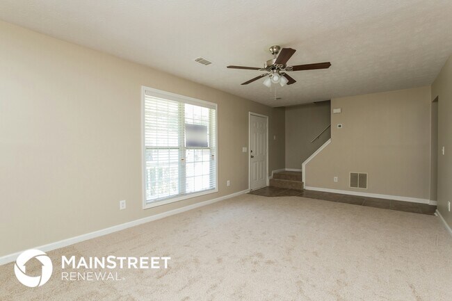 Building Photo - 616 Hunters Cove Ln