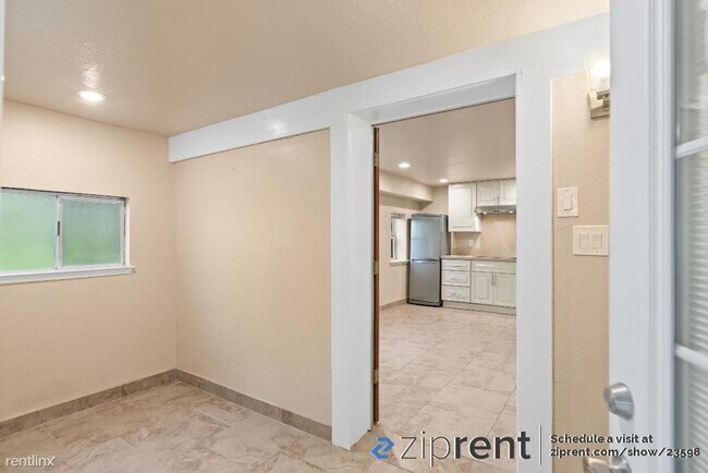 Building Photo - 1 br, 1 bath House - 136 Moraga Way, Orind...