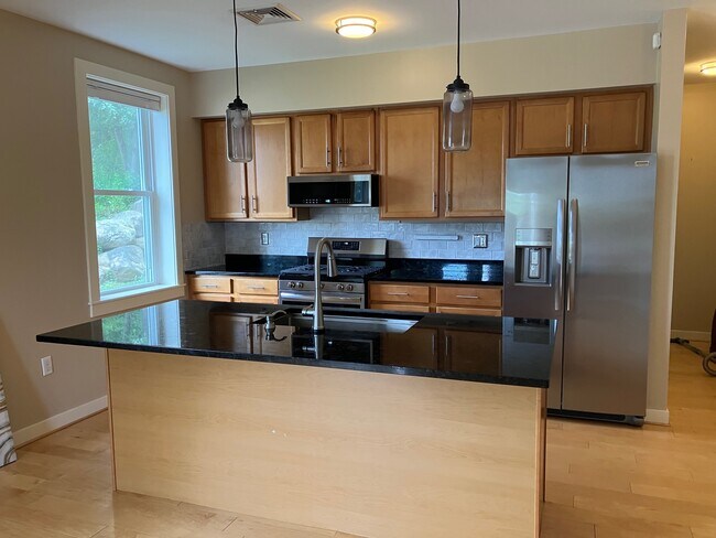 Foto del edificio - 135 Sheridan St