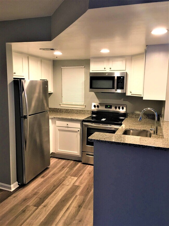Foto del edificio - 10433 Beacon Ridge Dr