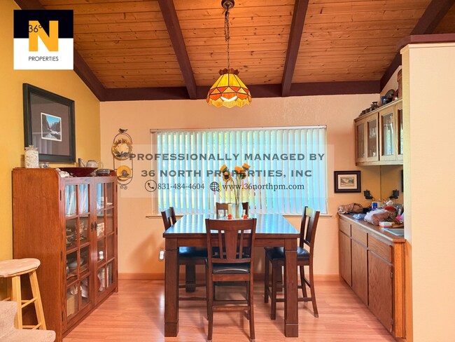 Foto del edificio - 6980 Lakeview Dr
