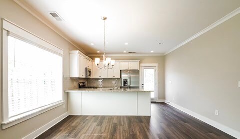 Foto del edificio - 2709 Oxmoor Way