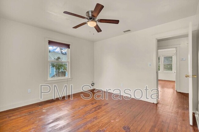 Foto del edificio - 1754 Morrill St