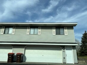 Building Photo - 2449 Gall Ave