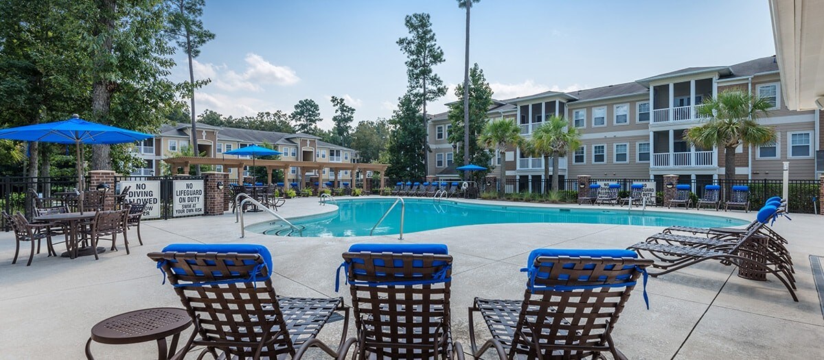 Colonial Grand at Commerce Park Apartments - North Charleston, SC