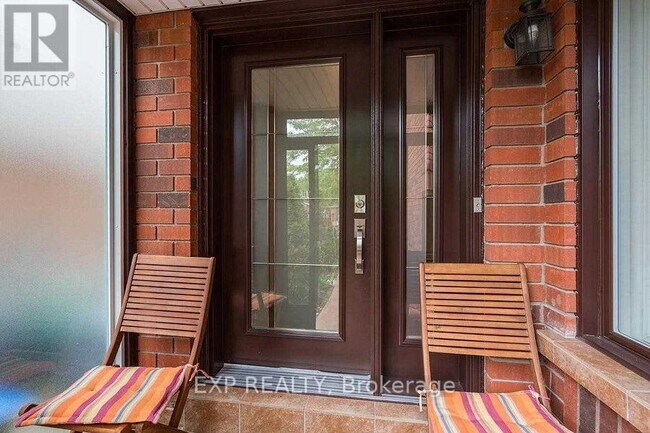 Building Photo - 32 Cordgrass Crescent