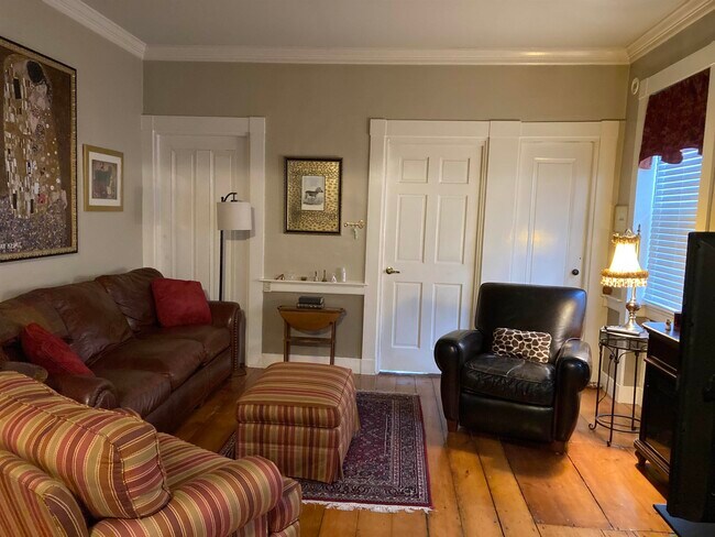 Foto del edificio - 36 Happy Valley Rd