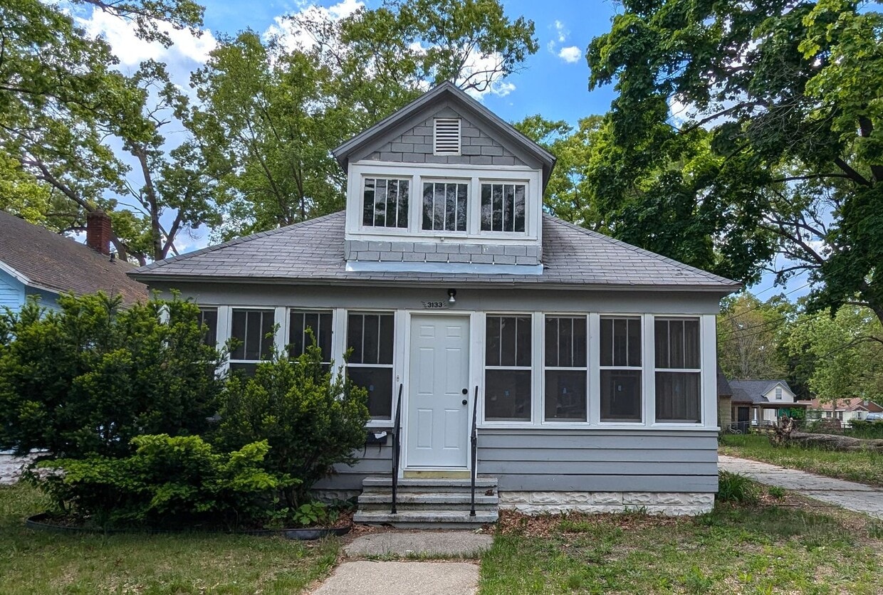 Primary Photo - 3133 5th St