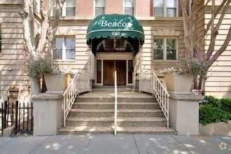 Building Photo - 1801 Calvert St NW