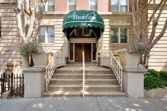 Building Photo - 1801 Calvert St NW