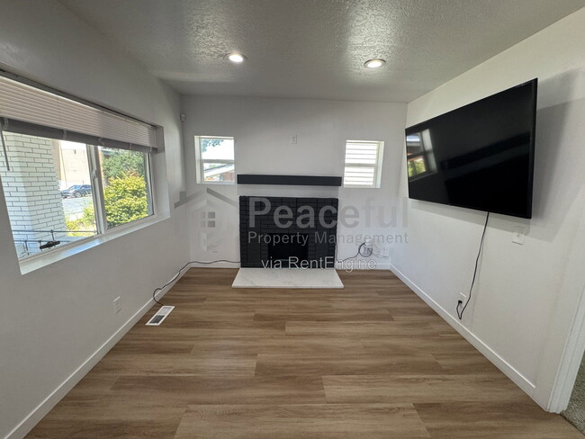 Photo - 1603 South Major Street Apartment