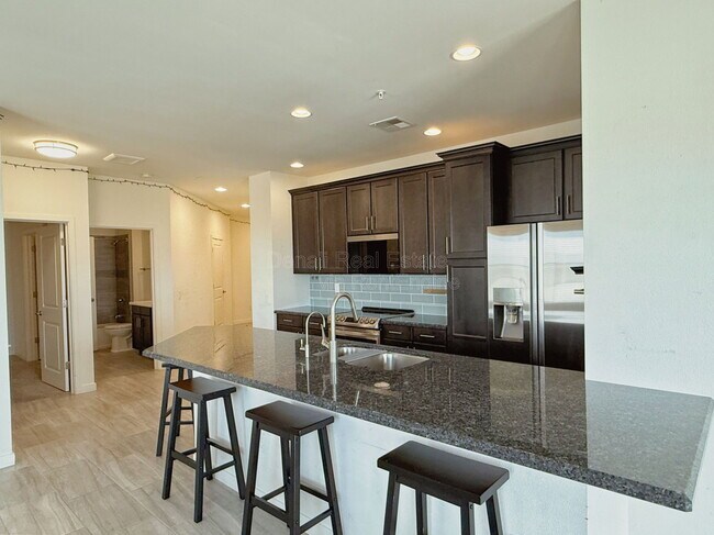 Foto del edificio - 2511 W Queen Creek Rd