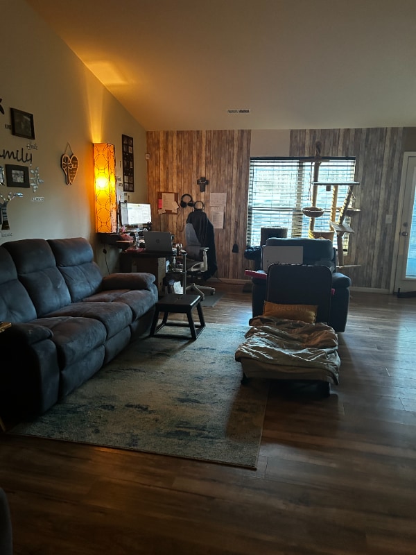 Foto del edificio - 16 Tilden Howington Dr