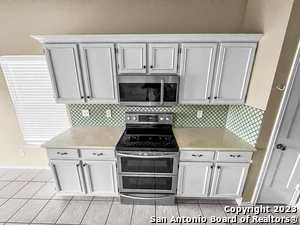 Foto principal - 1307 Hazelbury Ln