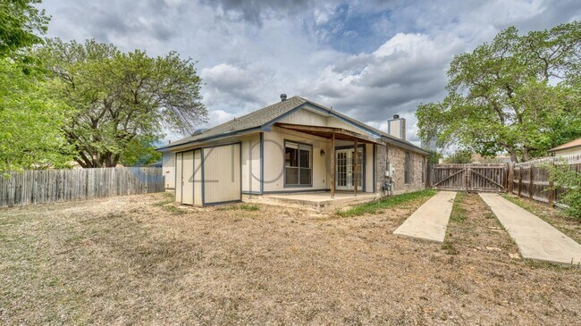 Building Photo - 4315 Lakebend W Dr
