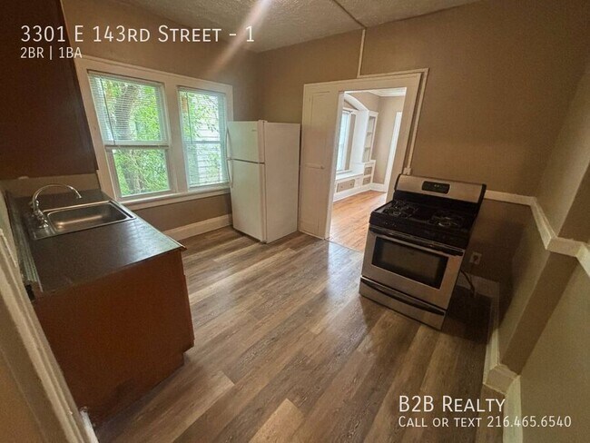 Building Photo - 3301 E 143rd St