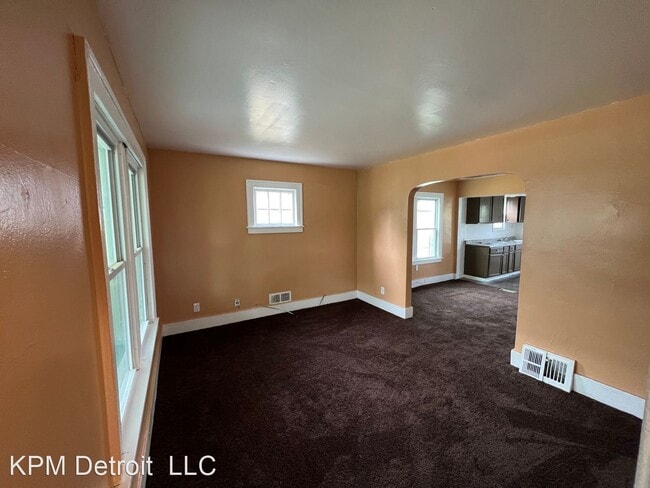 Building Photo - 5 br, 1 bath House - 17545 Asbury Park