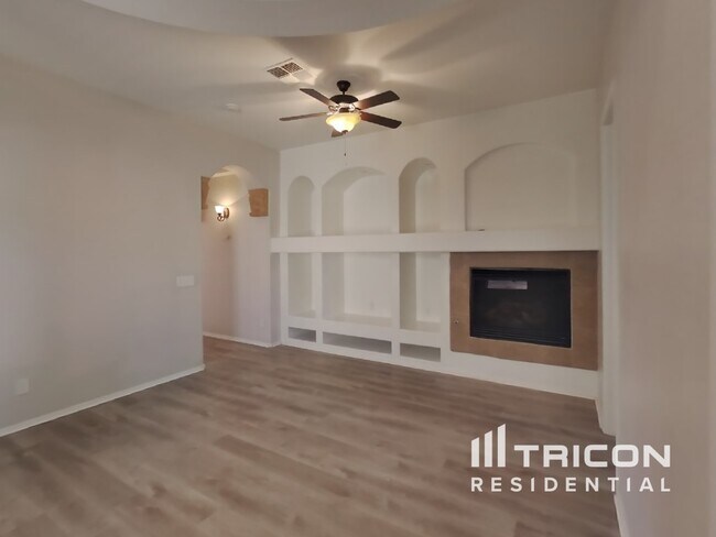 Building Photo - 7731 S 45th Lane Laveen AZ