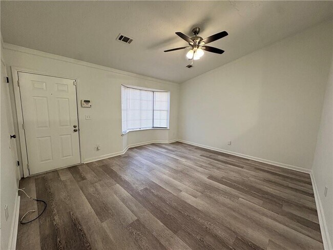 Foto del edificio - 3929 Flakes Mill Rd