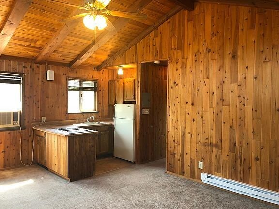 Building Photo - One bedroom guest apartment