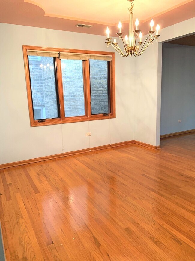 Foto del edificio - 6206 N Richmond St