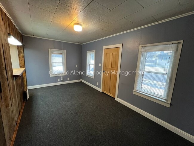 Building Photo - 1 bed, 1 bath house