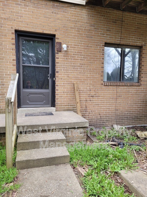 30 Cherrywood Terrace, Beaver, WV 25813 Condo for Rent in Beaver, WV