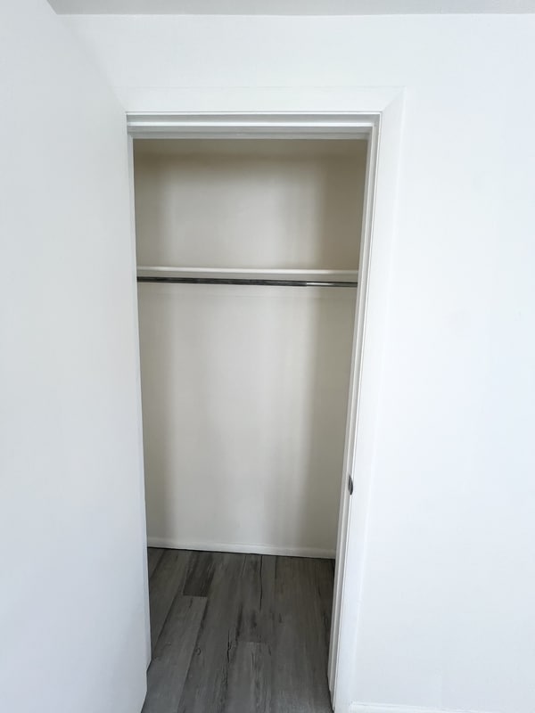 Foto del edificio - 325 W 100 S