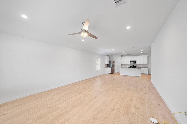 Building Photo - 8027 Veneto Grn Dr