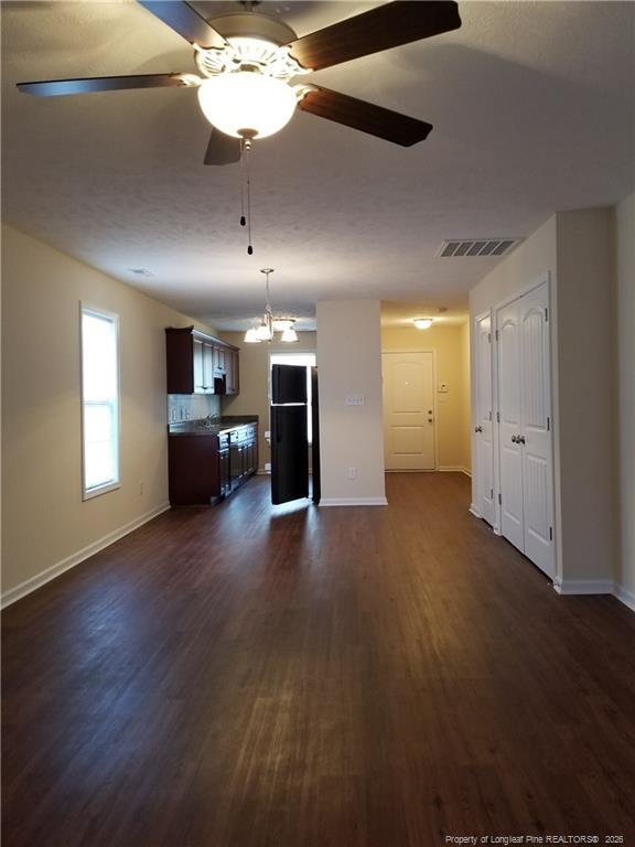 Building Photo - 2376 7th Street Rd