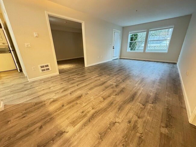 Foto del edificio - 2Bd/1.75Ba Issaquah Condo