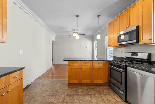 Foto del edificio - 11 Woodlawn St