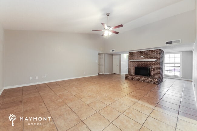 Building Photo - 2525 Craig Ln