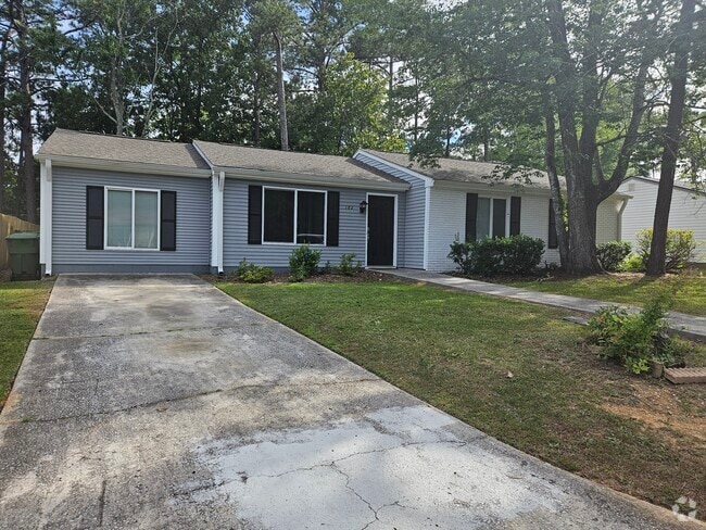 Building Photo - 182 Forestview Cir