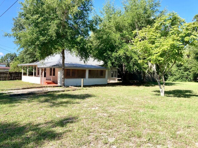 Foto del edificio - Crystal River Cottage!