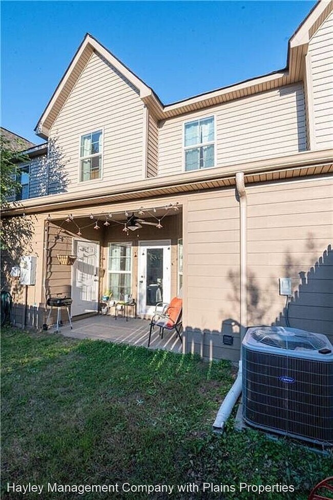 Foto del edificio - 3 br, 2.5 bath House - 2032 Stephanie Ct