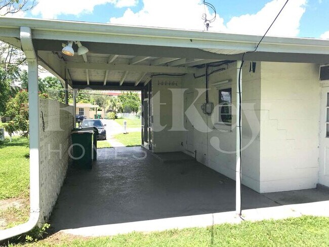 Building Photo - 21443 Olean Boulevard