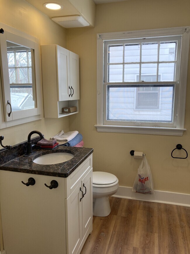 Foto del edificio - 506 W William St