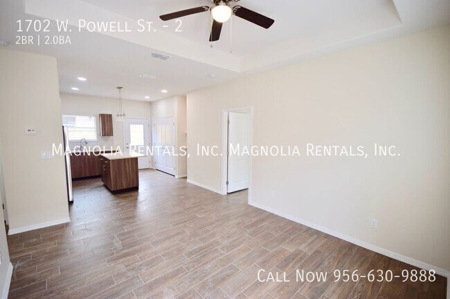 Building Photo - 1702 W Powell St