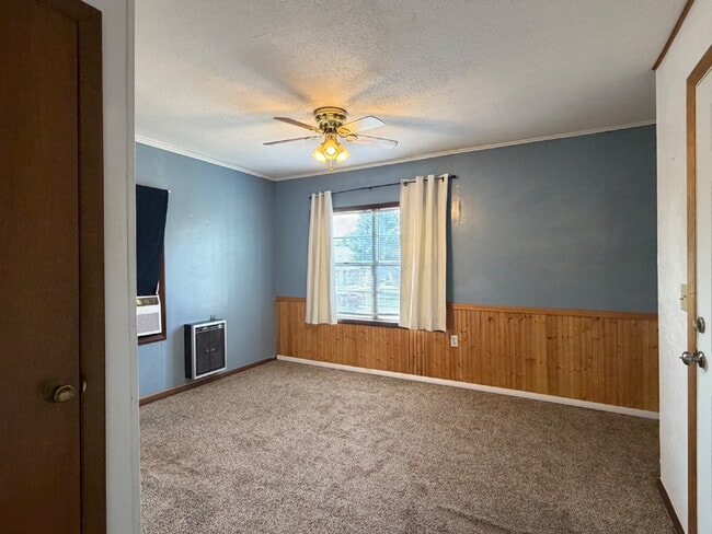 Building Photo - 1 Bedroom Apartment for Lease!!