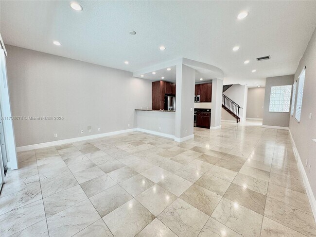 Foto del edificio - 504 SW 4th Ave