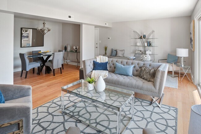 Foto del edificio - 10118 Old Orchard Ct