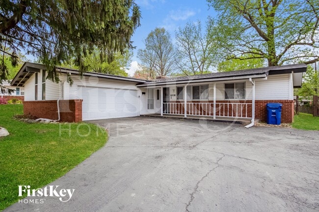 Building Photo - 3120 Durwood Dr