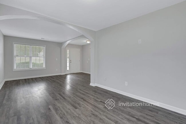Building Photo - 6670 Shady Ridge Ln