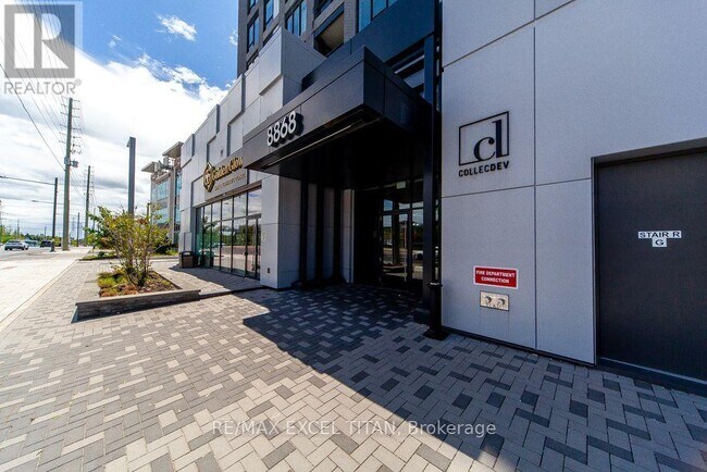 Photo du bâtiment - 8868 Yonge St