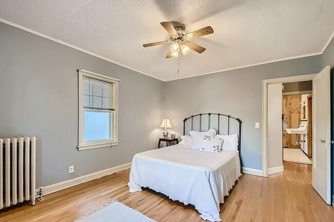 Foto del edificio - 4304 Beard Ave S